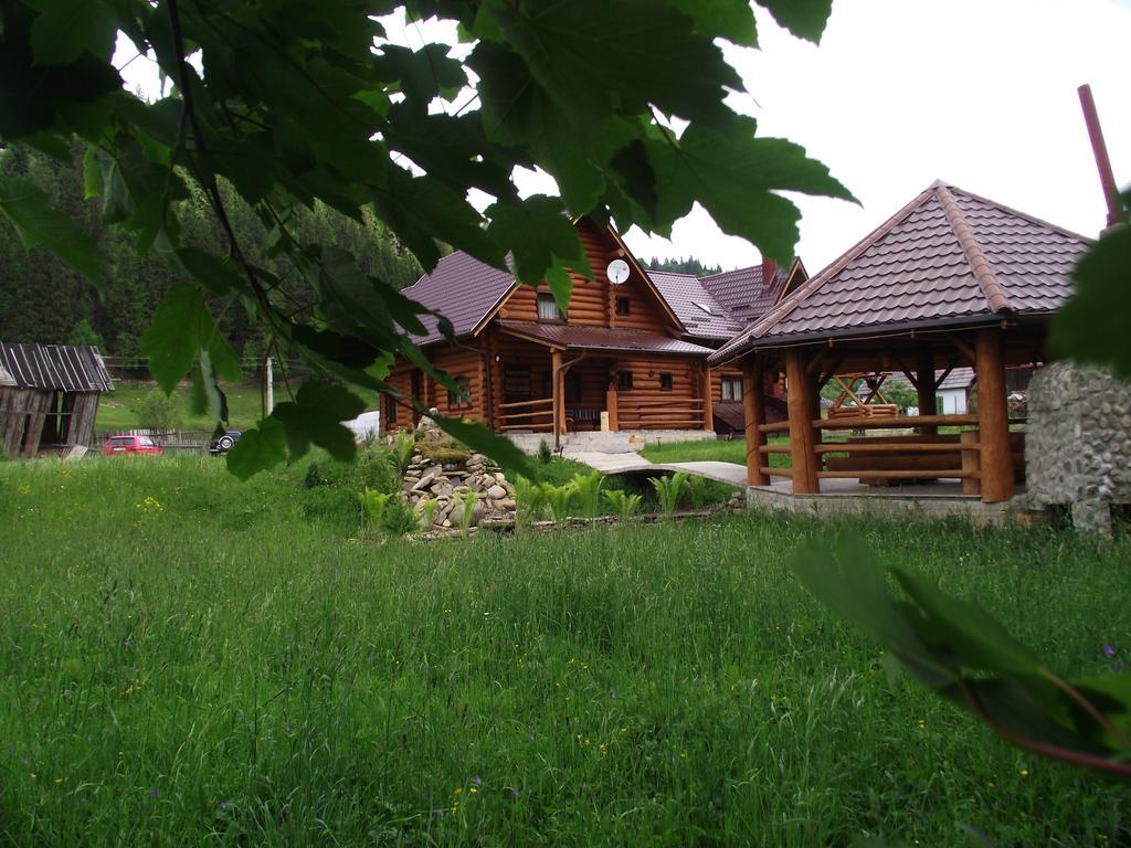 Cabana Piatra Runcului Vatra Moldoviţei المظهر الخارجي الصورة
